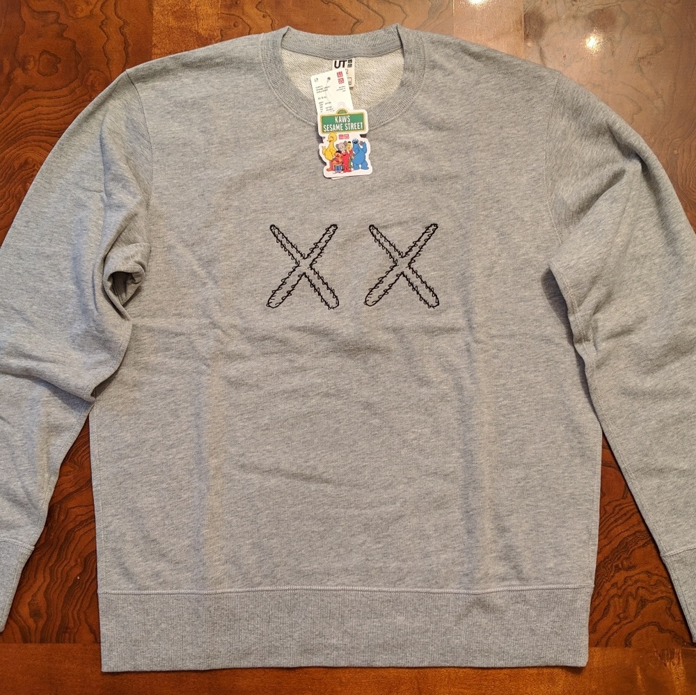 Kaws X Sesame Street XX Graphic Sweatshirt (Gray)